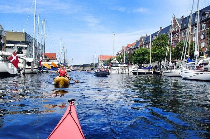 2 Hours Guided Kayak Tour in Copenhagen Harbor - Paddling through Christianshavn