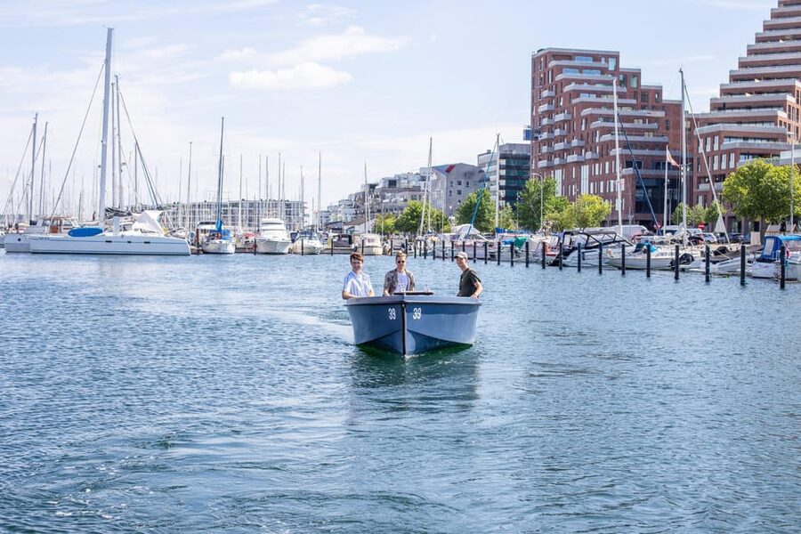 Aarhus: 1 or 1,5 Hour Boat Rental - No License Required - How the one-hour rental feels