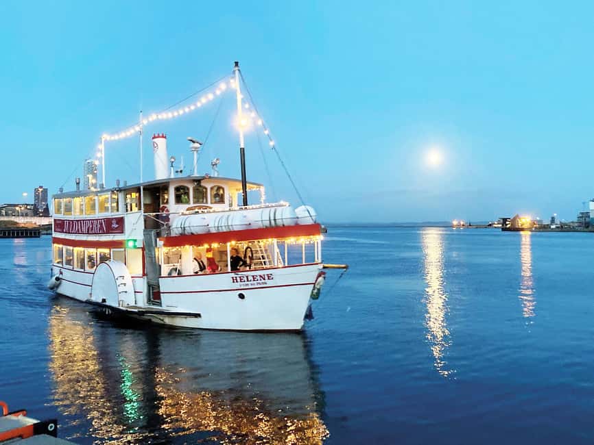 Aarhus: Christmas Harbour Cruise with Local Guide - Why Aarhus harbor works so well at Christmas