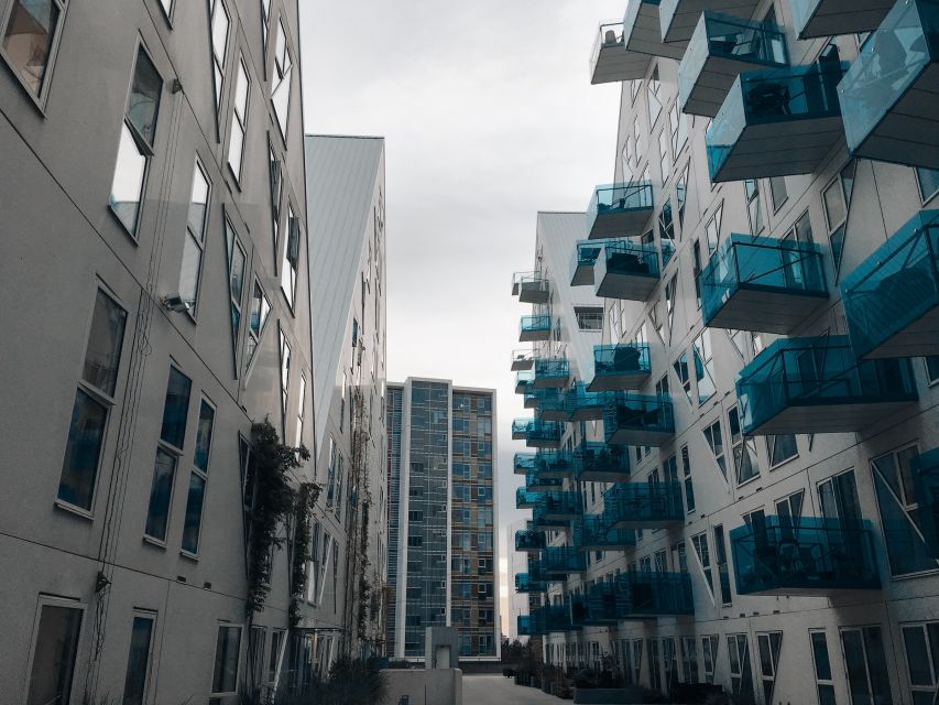 Aarhus: Surprise City Walking Tour with Local Guide - A compact introduction to Aarhus on foot