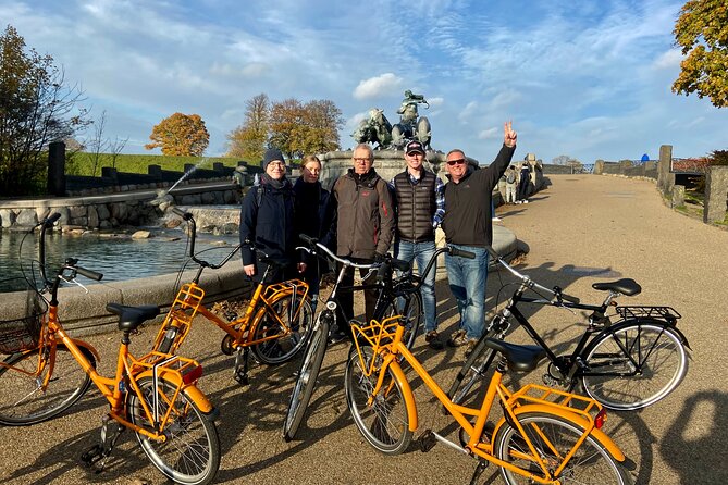 Biking tour -Copenhagen Small Group, max 10 people - Why three hours on two wheels works so well