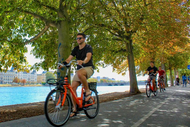 Copenhagen: 3 Hour Private Bike Tour - Nyhavn and the central waterfront
