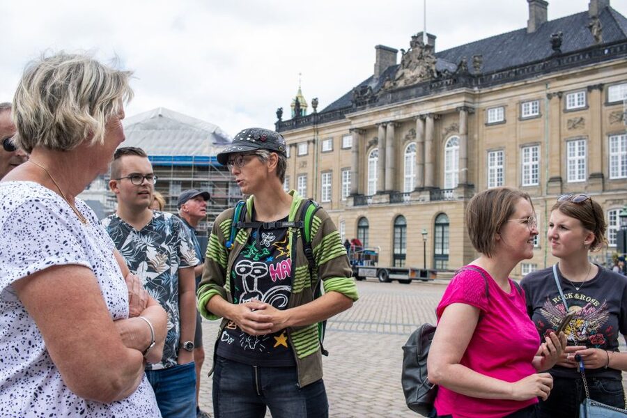 Copenhagen: 3 Hours Private Bike Tour with a local Guide - The Royal Library Garden and the Black Diamond