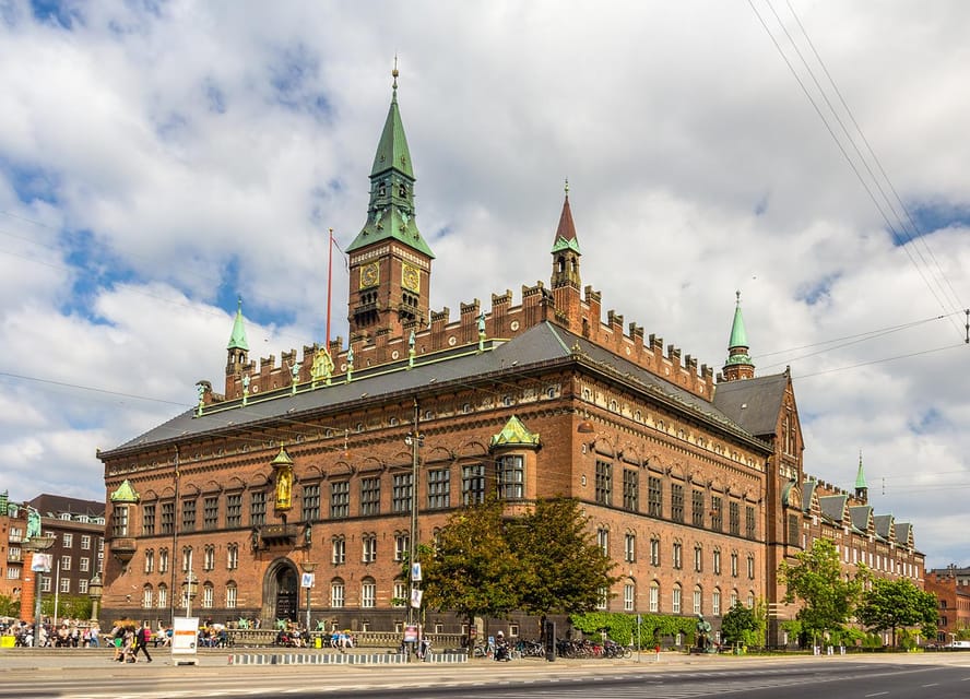 Copenhagen: A guided walk for first-timers in the city - What the guide adds to the experience