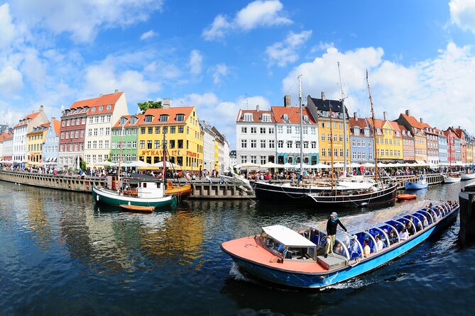 Copenhagen Canal Boat Cruise and City, Nyhavn Walking Tour - How much personal attention will you get?