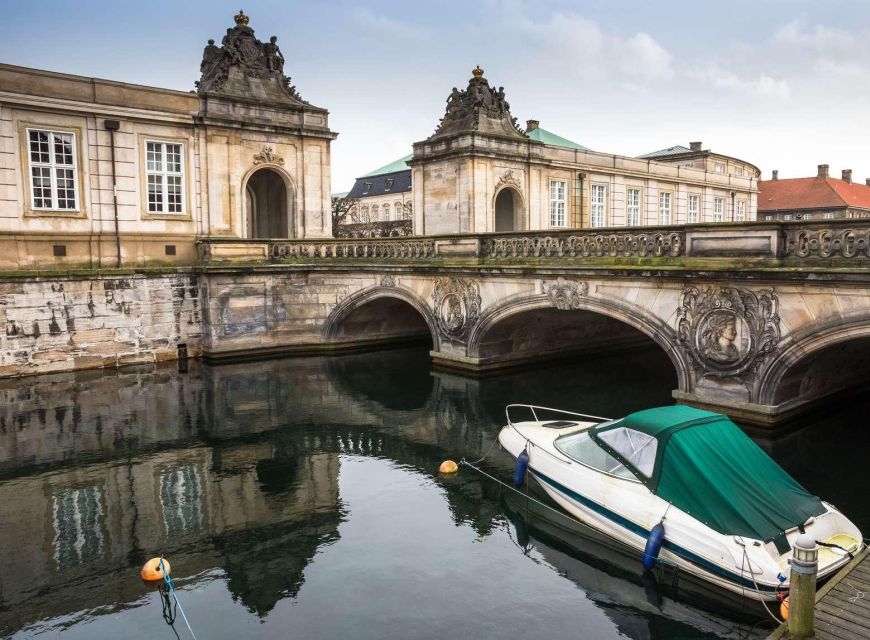 Copenhagen: Canal Boat Cruise & Old Town/Nyhavn Walking Tour - One Hour Through Copenhagen’s Canals