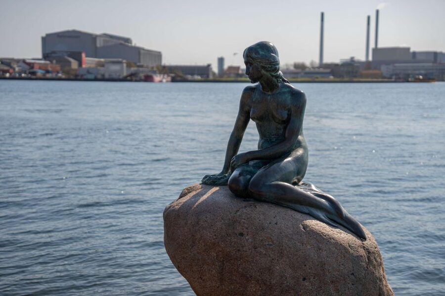 Copenhagen: Canal Boat Cruise & Old Town/Nyhavn Walking Tour - Who Will Get the Most From This Experience