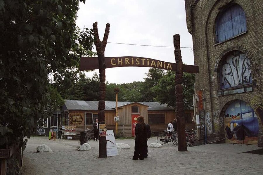 Copenhagen & Christiania : Guided Bike Tour in French - Why a French bike tour is a smart way to see Copenhagen