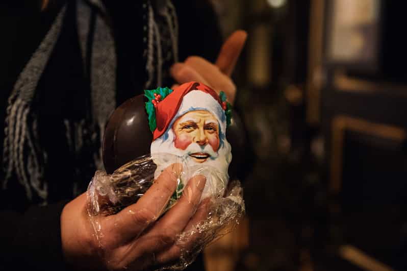 Copenhagen: Christmas Walking Tour with Treats and Drinks - What $78 gets you