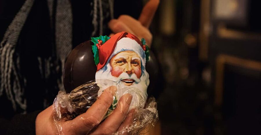 Copenhagen: Christmas Walking Tour with Treats and Drinks - Danish Yuletide stories from Viking times