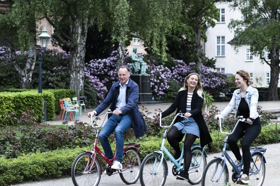 Copenhagen: City Highlights Guided Bike Tour - Tucked-away streets and everyday Copenhagen