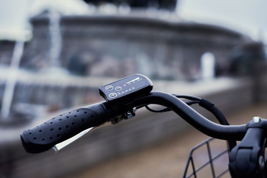 Copenhagen E-Bike Rental - The first ten minutes: controls, safety, and confidence