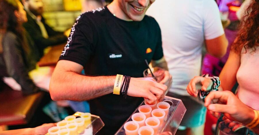Copenhagen: Guided Party Pub Crawl with 4 Shots and 1 Drink - Weekday finish at Proud Mary’s Pub