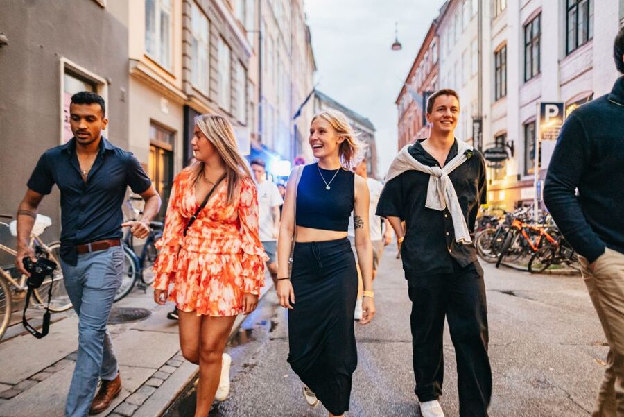 Copenhagen: Guided Party Pub Crawl with 4 Shots and 1 Drink - Meeting people from around the world