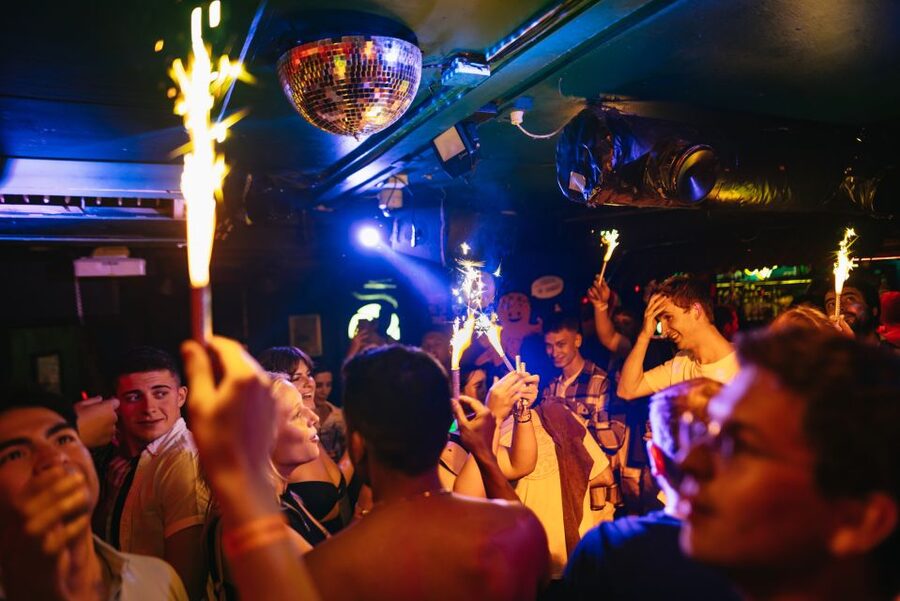 Copenhagen: Guided Party Pub Crawl with 4 Shots and 1 Drink - What the four shots and final drink are worth