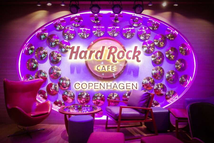 Copenhagen: Hard Rock Cafe with Set Menu for Lunch or Dinner - Should you book Hard Rock Cafe Copenhagen?