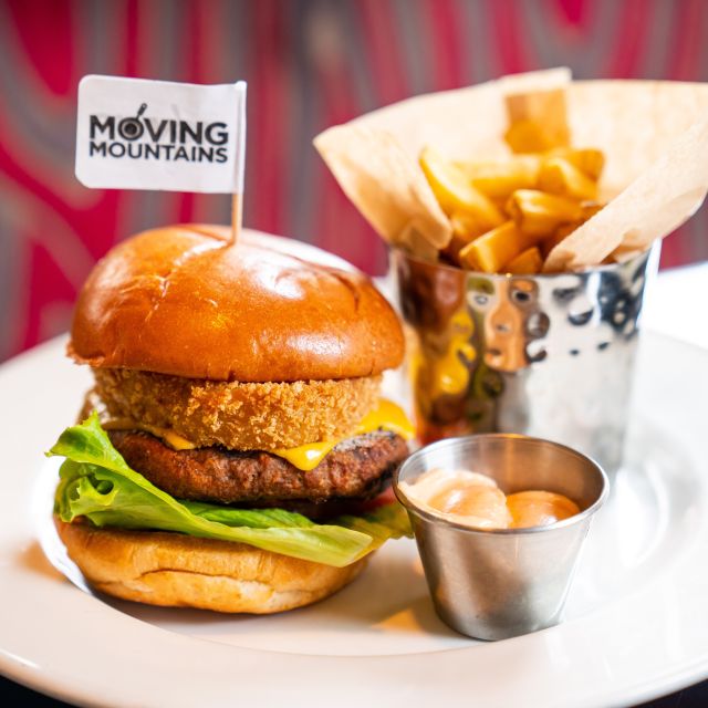 Copenhagen: Hard Rock Cafe with Set Menu for Lunch or Dinner - Service can shape the whole visit
