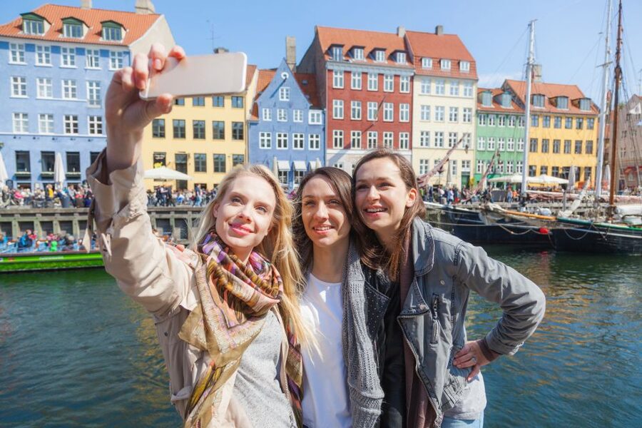 Copenhagen: Highlights & Secrets Private Walking Tour - Why this Copenhagen walk works as a first-day tour