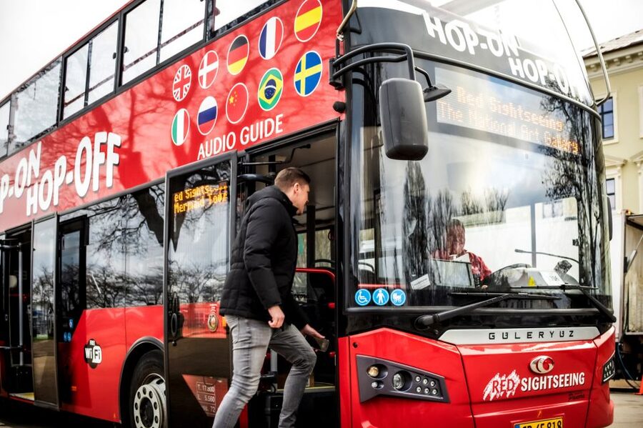 Copenhagen: Hop-On Hop-Off Bus Tour with Boat Tour Option - Audio commentary, comfort, and weather