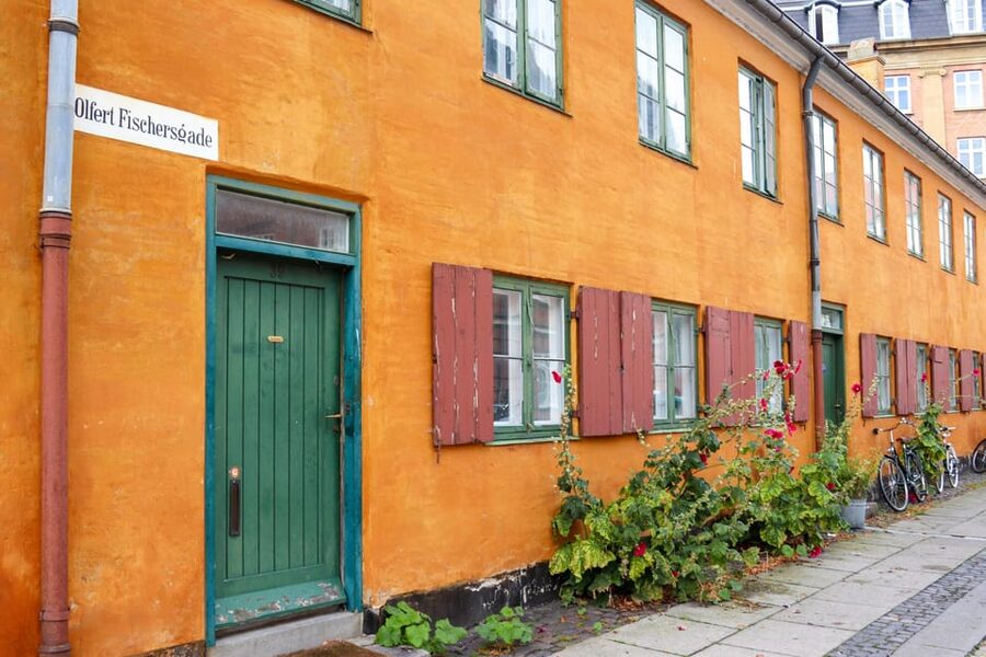 Copenhagen: Hygge & Highlights Walking Tour with Local Guide - Kongens Nytorv and the road along Strøget