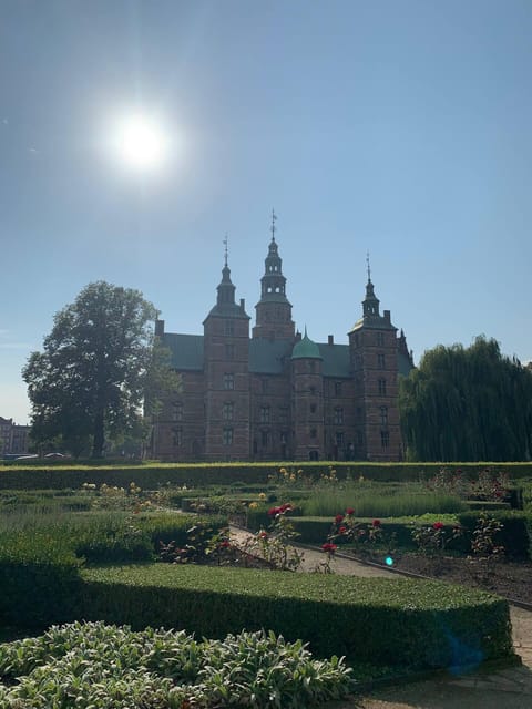 Copenhagen: King's Garden Outdoor Escape Room Game - Following the missing crown jewels story