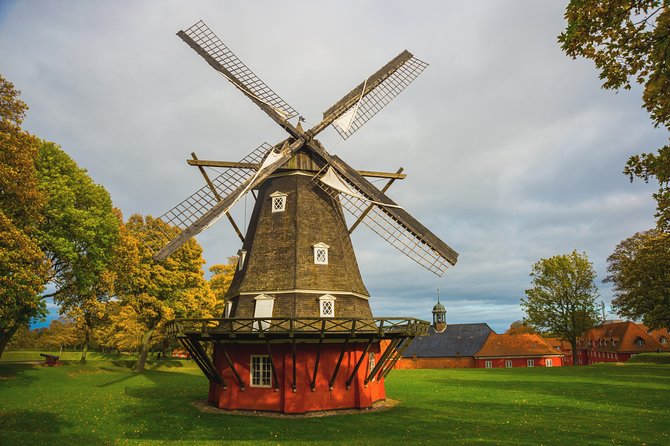 Copenhagen Private Full Day Tour with Lunch Option - Rosenborg, marble church, and a proper pastry break
