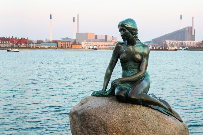 Copenhagen Private Guided tour by Car with Tailorable Itinerary - Christiansborg and the old Stock Exchange