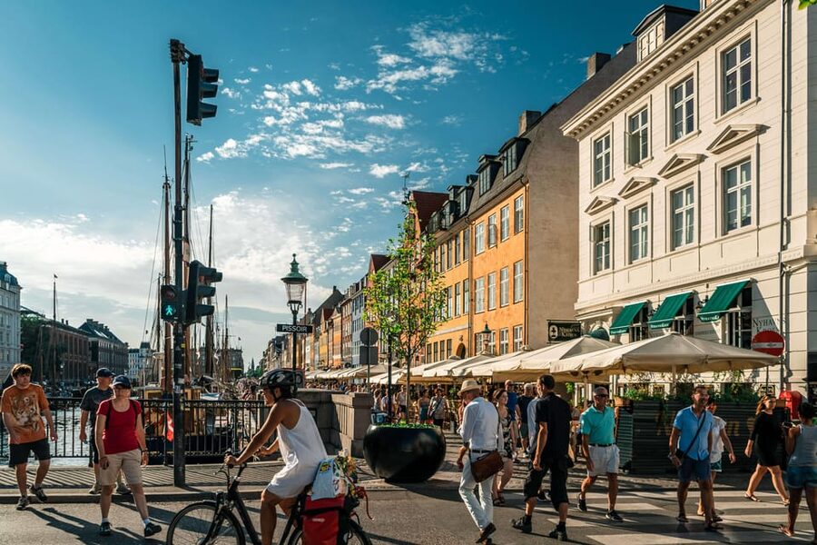 Copenhagen: Private Walking Tour - The Playhouse and Copenhagen’s modern harbor face