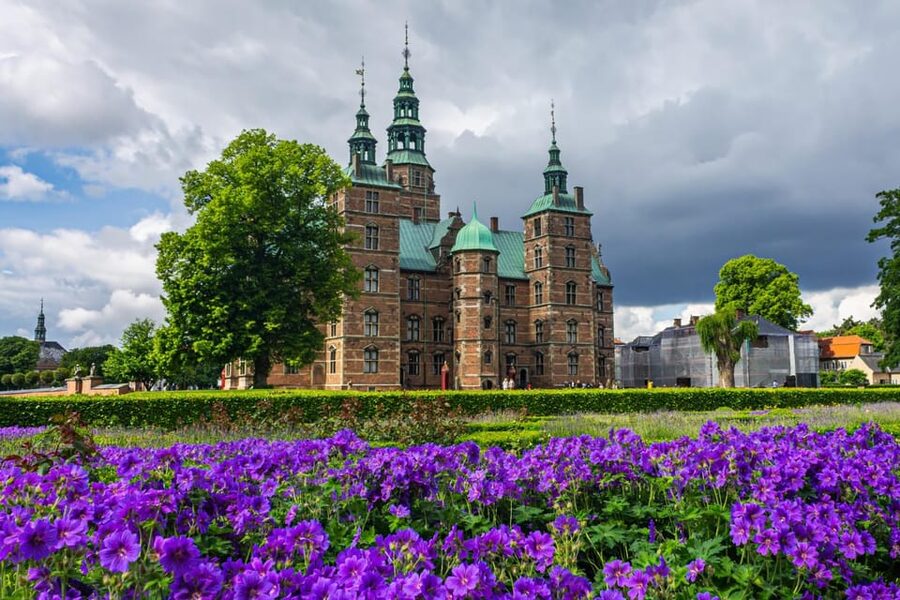 Copenhagen: Rosenborg Castle Tour with Skip-the-Line Ticket - Choosing between two and five hours
