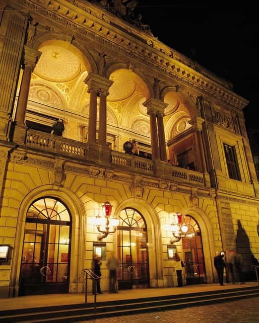 Copenhagen: The Royal Danish Theatre Guided Tour - What the 75-minute format does well