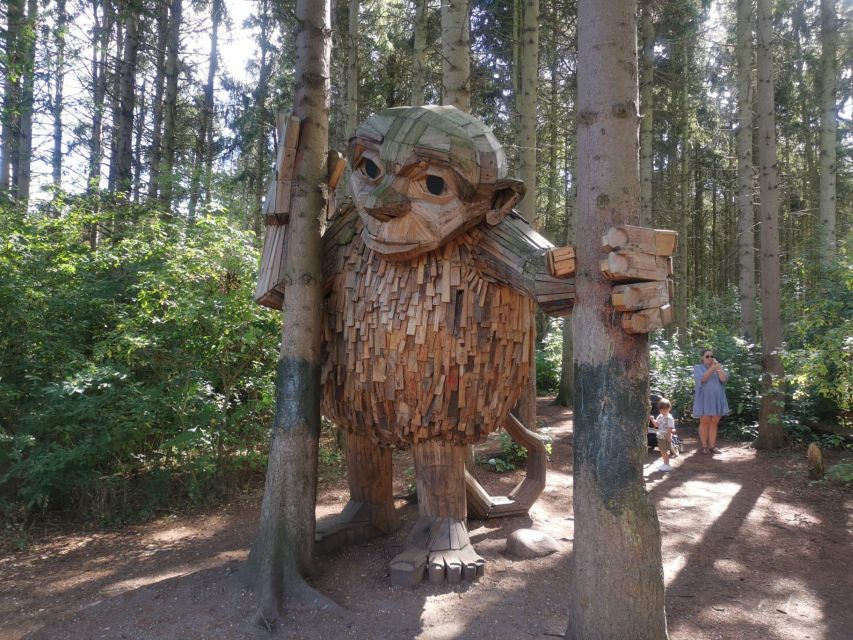 Copenhagen: The Six Forgotten Giants Hunt and Nature Walk - Sleeping Louis and Hilltop Trine