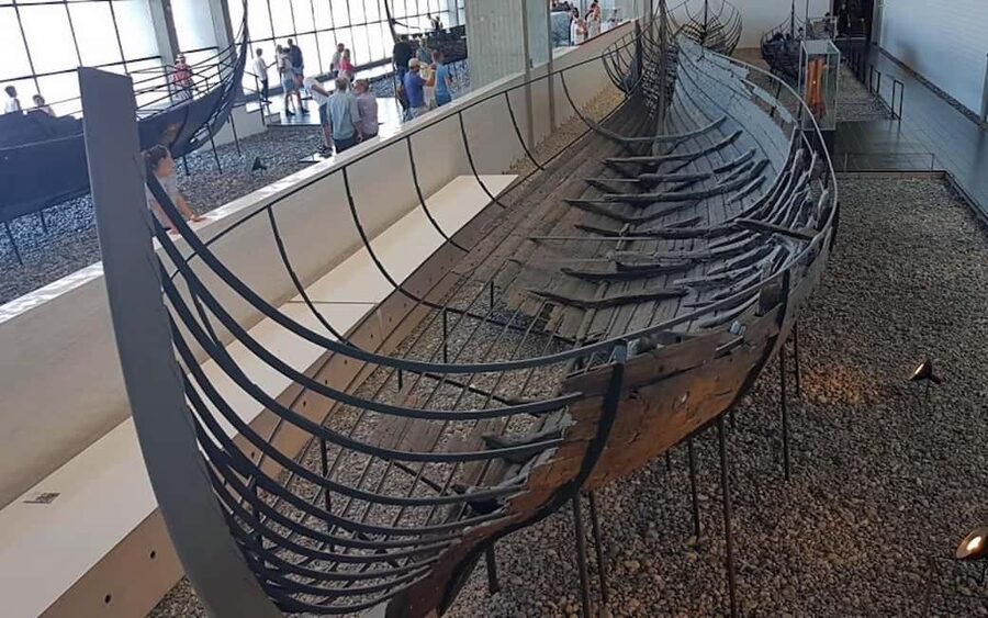 Copenhagen: Tour of Roskilde, the Viking city in Spanish with tickets - What the Viking activities mean for families