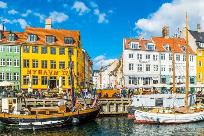 e-Scavenger hunt Copenhagen: Explore the city at your own pace - Christiania and the route’s less conventional side