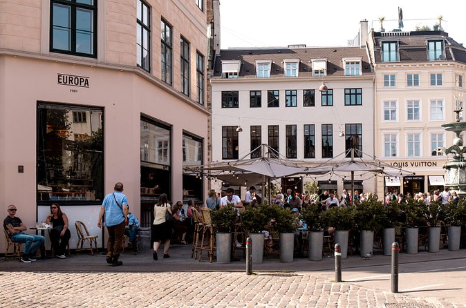 Explore Copenhagen in 60 minutes with a Local - Walking into colorful Nyhavn
