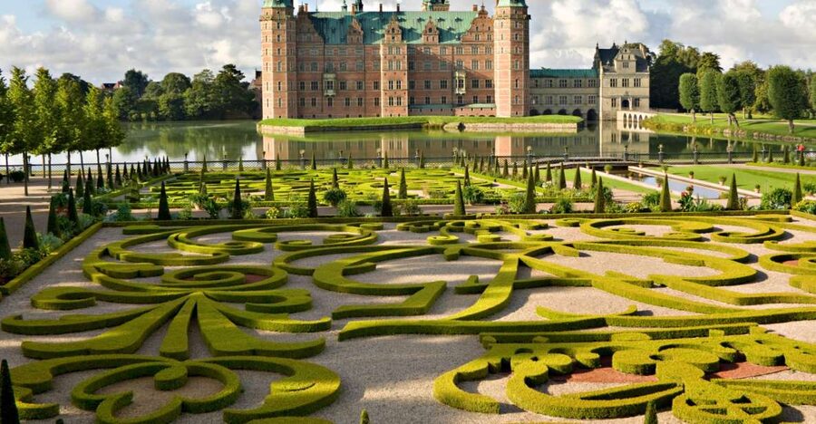 From Copenhagen: Private Frederiksborg Castle Tour - The return trip to Copenhagen