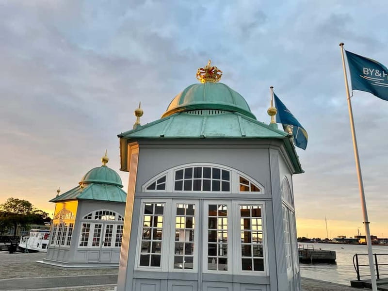 Guided SegwayTour of Copenhagen - 1 hour guided Tour - The small group and guide style