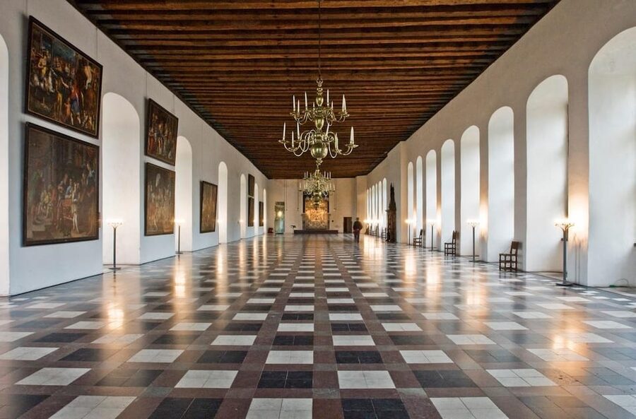 Kronborg Castle Entry Ticket - How the castle works for different visitors