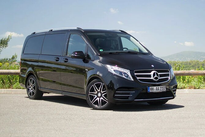 Luxury Vehicle Transfer from Copenhagen Airport CPH to Copenhagen - Key points at a glance