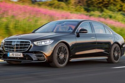 Luxury Vehicle Transfer from Copenhagen Airport CPH to Copenhagen