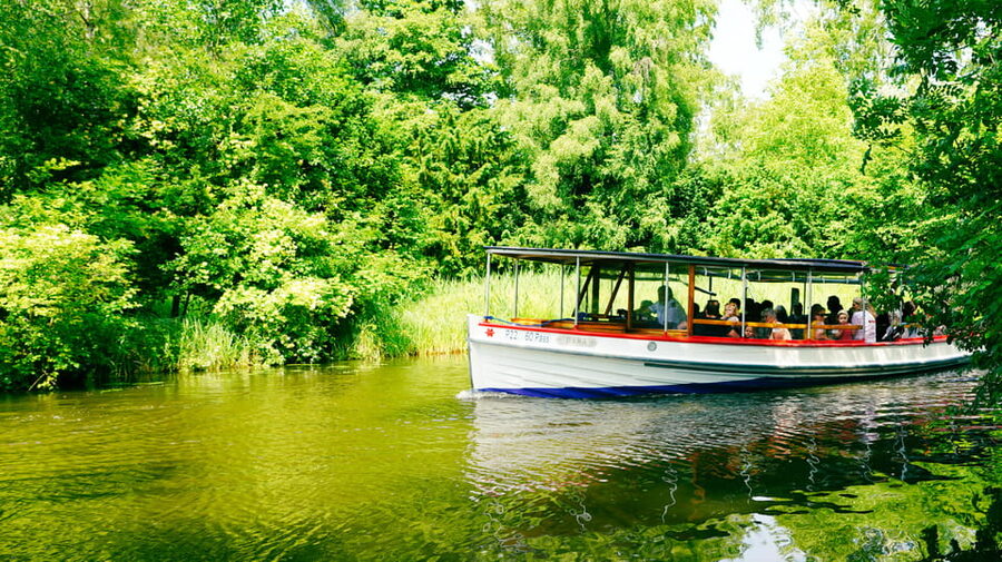 Lyngby & Bagsværd Lake: Baadfarten Boat Ride - The Mølleåen stretch and Lyngby Lake