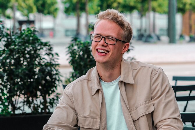 Photoshoot around Copenhagen's Iconic Locations - Who will get the most from this experience?