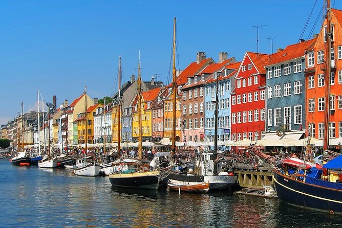 Private Copenhagen Tour with Gitzmo Boat - Why a private Copenhagen boat tour works well