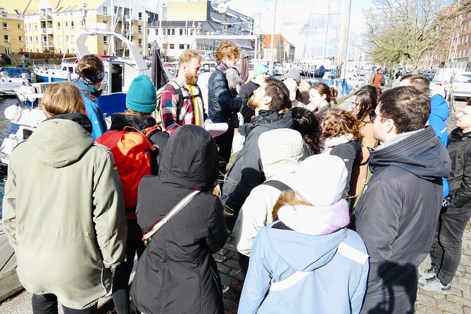 Private Hippies & Christianshavn Politically Incorrect Tour - Timing, walking, and who should book