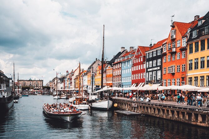 Private transfer Copenhagen airport, Port to or from the city - Who should book this transfer?