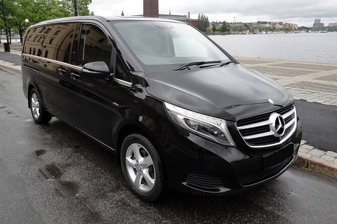 Private transfer Copenhagen airport, Port to or from the city - From a city hotel to Oceankaj