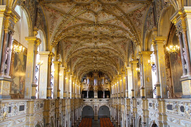 Round Tower, Rosenborg Castle and Old Town Copenhagen Tour - Who should book this private tour?