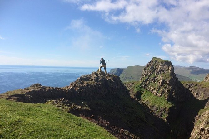 Súðuroy Island Day Tour, Faroe Islands - Lunch and local history in Tvøroyri