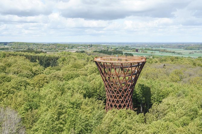 The Forest Tower and Forgotten Giants-A day tour from Copenhagen - Finding Sleeping Louis in Rødovre