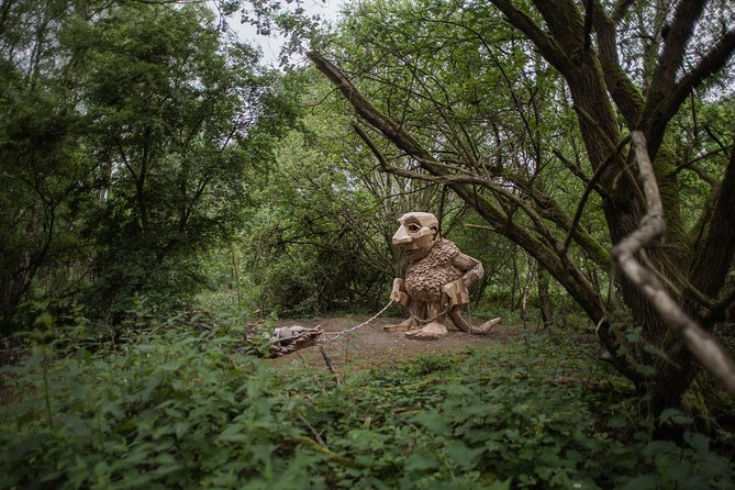 The Forgotten Giants Private Tour - Why These Giants Belong Outside the City Center