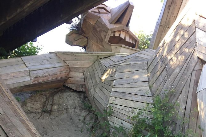 The Forgotten Giants Private Tour - Teddy Friendly Helps You Across